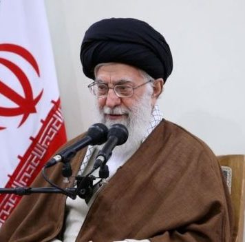 گذشتہ رات امریکہ کو ایک تھپڑ رسید کیا -آیت اللہ خامنہ ای