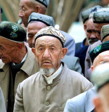 چین سنکیانگ کے مسلمان بچوں کو ان کے خاندان، مذہب اور زبان سے الگ کر رہا ہے – رپورٹ