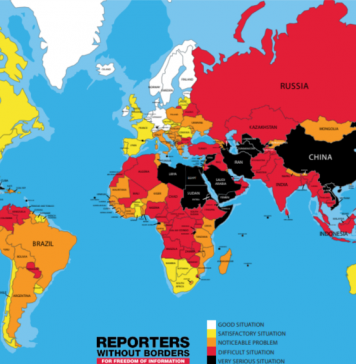 پاکستان میں صحافیوں کو خفیہ اداروں کی جانب سے نشانہ بننے کا خطرہ لاحق رہتا ہے