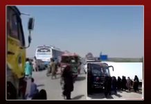 سندہ بلوچستان سے آنے والے شیعہ زائرین کے قافلے کو روک دیا گیا –