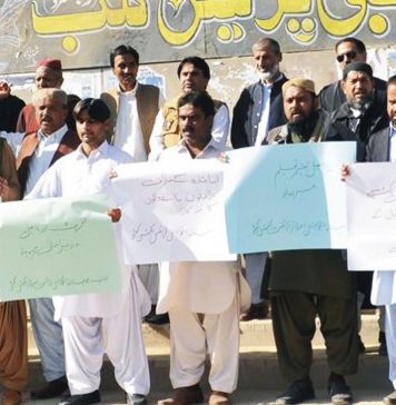 سبی:اساتذہ کا مطالبات کے حق میں احتجاجی مظاہرہ