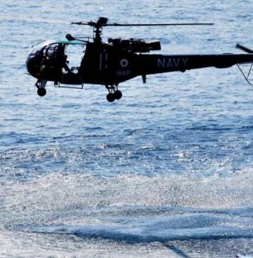 بھارتی بحریہ کا جنگی ہیلی کاپٹر سمندر میں گر کر تباہ