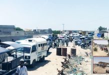 گوادر: جیونی میں بجلی و پانی کے عدم فراہمی کے خلاف خواتین کا احتجاج