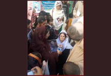 کوئٹہ: دوران احتجاج لاپتہ امتیاز احمد کی والدہ بے ہوش