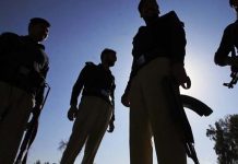 سبی: لیویز فورس پر مسلح افراد کا حملہ