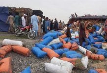 لورالائی: دو ٹرکوں میں تصادم ، 2 افراد جانبحق 4 زخمی