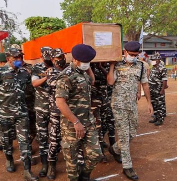 بھارت: فوجی اڈے پر مسلح حملے میں 4 افراد ہلاک