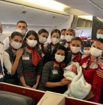 افغانستان سے انخلاء: حاملہ خاتون کے یہاں 30 ہزار فٹ کی بلندی پر بچے کی ولادت