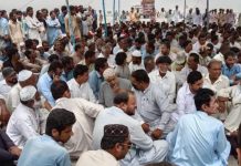 گوادر: مکران کوسٹل ہائی وے پر احتجاج جاری، ٹریفک کی روانی بدستور معطل