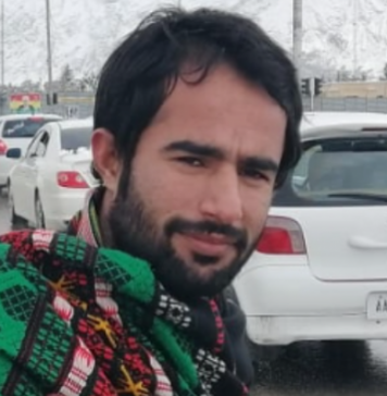 اخلاق احمد کو فورسز چیک پوسٹ سے لاپتہ کیا گیا – ہمشیرہ