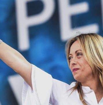 اٹلی: مسولینی کے بعد پہلی انتہائی دائیں بازو کی وزیر اعظم منتخب