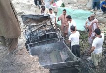 کیچ: روڈ حادثے میں دو افراد جانبحق