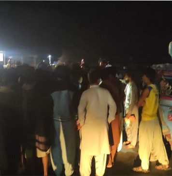 گوادر: پاکستانی فوج کا رکشہ ڈرائیور پر تشدد، میرین ڈرائیو احتجاجاً بند