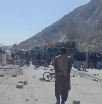 پاکستان عام انتخابات: نتائج کی تبدیلی کیخلاف بلوچستان میں احتجاج، 11 مقامات پر شاہراہیں بند