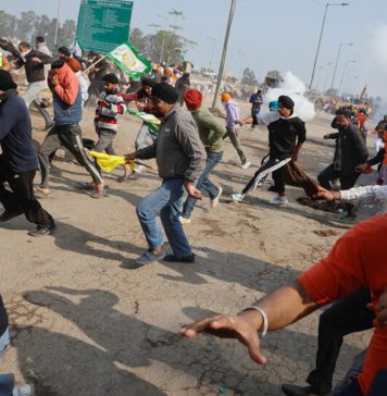 کسانوں کا احتجاج، انڈین حکومت کا سوشل میڈیا اکاؤنٹس بند کرنے کا حکم