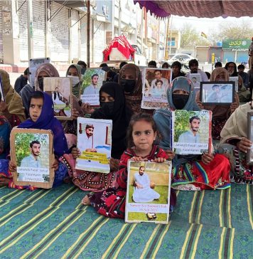 تربت: عید کی تیسرے روز جبری لاپتہ افراد کے لواحقین کا دھرنا جاری