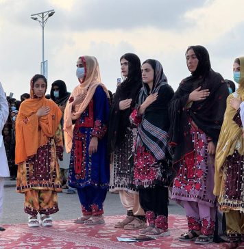 ڈاکٹر ماہ رنگ بلوچ اور دیگر کو عمر قید، سیاسی و انسانی حقوق رہنماؤں کی شدید تنقید