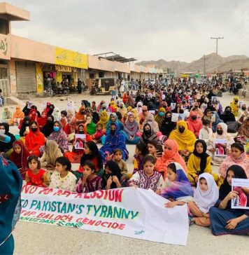 بلوچ یکجہتی کمیٹی کے ارکان کی گرفتاری و تشدد کے خلاف خضدار اور واشک میں احتجاج
