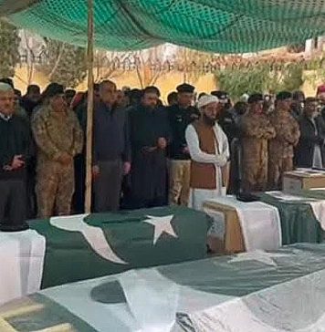 آپریشن ھیروف: حملوں میں ہلاک اہلکاروں کی نمازِ جنازہ، وزیرِ داخلہ محسن نقوی و دیگر اعلی وزراء کی شرکت