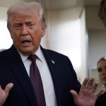 چین سے تجارتی معاہدے کی صورت میں 100 فیصد ٹیرف کا سامنا کرنا ہوگا، ٹرمپ کی کینیڈا کو دھمکی