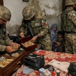 بلوچستان میں چھاپوں کے دوران پاکستانی فورسز پر زیورات و دیگر سامان چوری کے الزامات