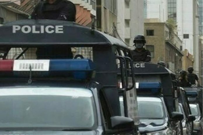 BA7D4AAA-305D-4D52-AF3E-F94D7B3E8048