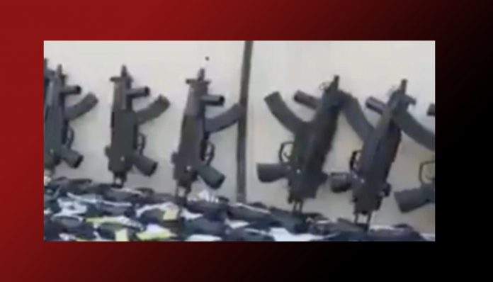 F92C9766-9CFB-4FA6-8B6C-A3049856F8C9