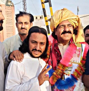 دو سال بعد پشتون رہنما علی وزیر سکھر جیل سے رہا