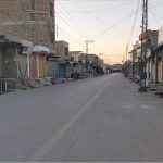 نوشکی میں دو ماہ سے کرفیو: تعلیم و روزگار متاثر، شہریوں پر پابندیاں اور انسانی حقوق کی خلاف ورزیوں میں اضافہ