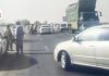 سبی: مسلح افراد کی شاہراہ پر ناکہ بندی، فورسز کے ساتھ جھڑپیں