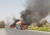 نوشکی: معدنیات لے جانے والے 60 گاڑیوں کے قافلے پر حملہ، 10 گاڑیاں نذر آتش