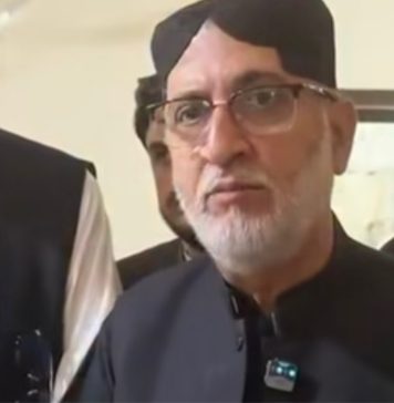 پہلے اپنا گھر سنبھالیں، پھر دنیا کے معاملات حل کریں۔ اختر مینگل