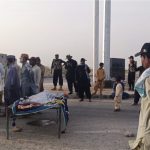 سرکاری حمایت یافتہ گروہ کے ہاتھوں نوجوان قتل، لواحقین کا لاش سڑک پر رکھ کر احتجاج جاری
