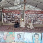 کوئٹہ: جبری گمشدگیوں کے خلاف احتجاجی کیمپ 6312ویں روز بھی جاری، جبری لاپتہ ذیشان نیچاری کے اہلِ خانہ کی شرکت