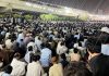 کوئٹہ: پولیس اہلکاروں کے قتل کے خلاف لواحقین کا لاشوں کے ہمراہ دھرنا جاری