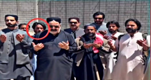 اسمہ جتک والد کے قاتلوں کا سرپرست ثناء اللہ زہری ہے، جسے حکومت اور اسٹیبلشمنٹ کی حمایت حاصل ہے۔ مولانا ہدایت الرحمان