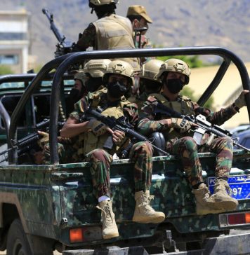 یمنی حکومت کا تعز میں حوثیوں کے زیر قبضہ علاقے واپس لینے کا دعویٰ