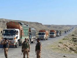 تمپ: تجارتی گاڑی حملے میں تباہ