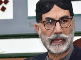 بلوچستان میں کئی دہائیوں سے ایمرجنسی نافذ ہے، آئین معطل ہے۔ حاجی لشکری رئیسانی