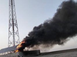 ماشکیل: 2 موبائل ٹاورز نذرِ آتش، مواصلاتی نظام تباہ